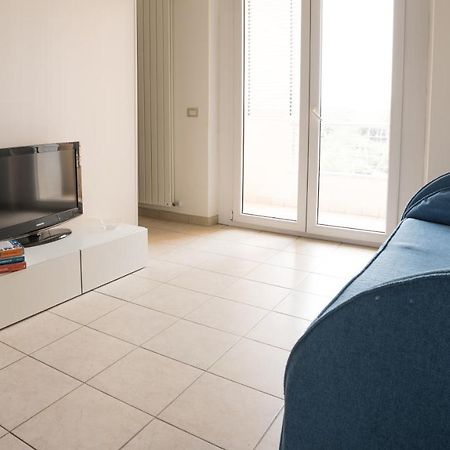 Appartement Welcomely - Il Rifugio Delle Rondini à Torre Grande Extérieur photo